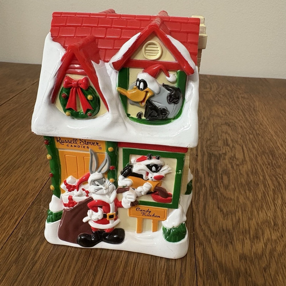 Warner Bros. 1997 Russell Stover Candies Plastic Looney Tunes Bank